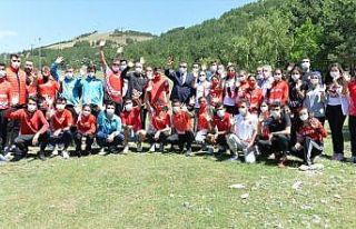 Vali Memiş’ten Milli Atletlere cağ kebap ziyafeti