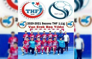 Van Erek Beş Yıldız Erkek Hentbol takımı 1....