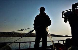 Van Gölü balıkçıları bereketli bir sezon bekliyor