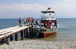 Van Gölü’nden 1 ceset daha çıkarıldı