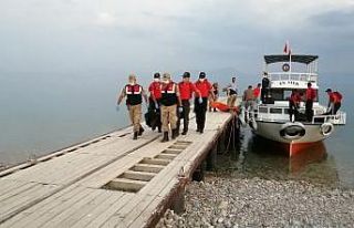 Van Gölü’nden çıkan cenaze sayısı 54’e yükseldi