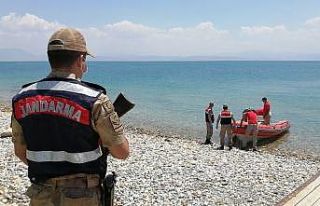 Van Gölü’nden çıkan ceset sayısı 48 oldu