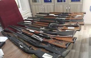 Van’da el konulan 14 tüfek ihale ile satıldı
