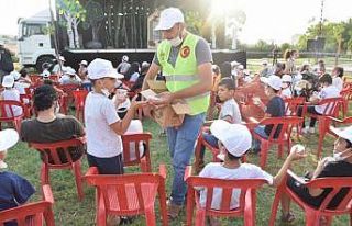 Viranşehir’de çocuklar tiyatro izledi