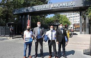 Yenilik Partisi kuruluş dilekçelerini İçişleri...