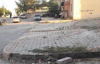 Zabıta ekiplerine saldırı: 2 yaralı