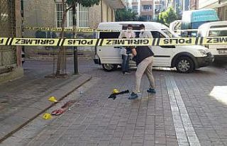 Zeytinburnu’nda sokak ortasında yaşları küçük...