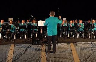 Zirvede muhteşem konser