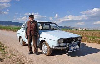 48 yıldır gözü gibi baktığı otomobili ile tanınmıştı,...