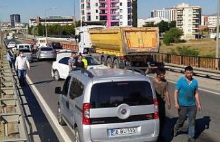 6 araç birbirine girdi, bir tek kişi bile yaralanmadı