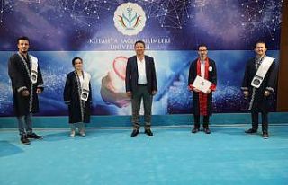 Acil servis stajında en başarılı doktor belirlendi