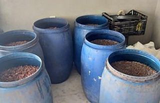 Adana’da 2 bin 180 litre kaçak içki ele geçirildi