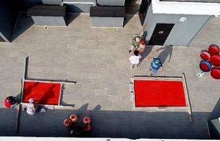 Adana’da salça sezonu başladı, damlar kırmızıya...