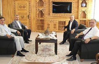 AK Partili vekillerden Türköz’e ziyaret