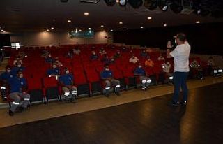 Alanya’da sinekle mücadele ekibine eğitim verildi