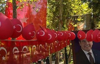 Antalya’da 30 Ağustos coşkusu Düden Şelalesi’ne...