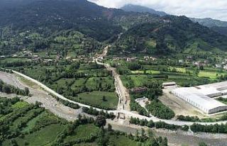 Artvin’de taşkın koruma çalışmaları sürüyor