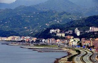 Artvin’in Hopa ilçesinde iskele kapatıldı ve...