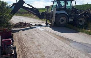 Aslanapa Belediyesi’nden yol bakım çalışmaları