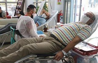 Azalan kan stoklarına Efeler Belediyesi’nden destek
