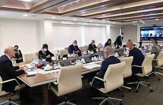 Bakan Karaismailoğlu, İranlı mevkidaşı Eslami...