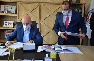 Bakan Karaismailoğlu’na köprülü kavşak talebi