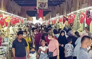Bakan Koca’nın ’vaka az’ dediği Edirne’ye,...