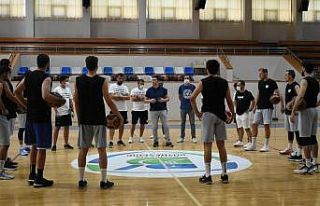 Balıkesir Büyükşehir Belediyespor Çalışmalara...