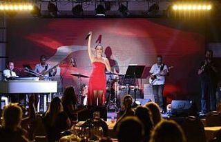 Banu Karaca Bodrum’u coşturdu