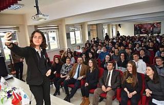 Başiskele Belediyesi’nden YKS tercihinde gençlere...