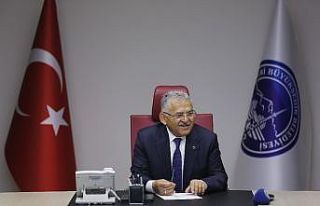 Başkan Büyükkılıç havalimanının ihale tarihini...