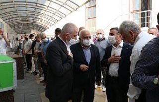 Başkan Yardımcısı Gösterişli’den annesine...