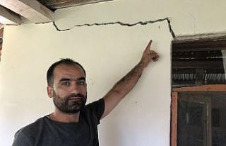 Bayramı kayan evlerinde korku içinde geçirdiler