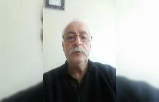 Bayramlaşmaya gelen kız kardeşi abisini evde ölü...