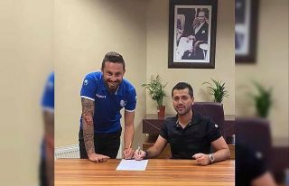 B.B. Erzurumspor, Kaan Kanak’ı kadrosuna dahil...
