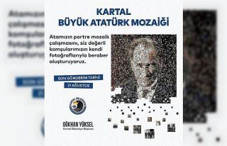Belediye binası, vatandaşların fotoğraflardan...