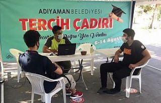 Belediyeden üniversite adaylarına tercih desteği