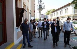 Bergama’da kaymakam ve belediye başkanından korona...