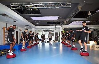 Beşiktaş, yeni sezon hazırlıklarına devam etti