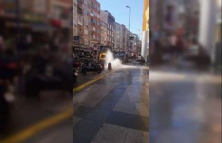 Beşiktaş’ta su borusu volkan gibi patlattı