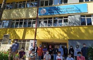 Beyşehir’de başarılı öğrencilere ödül