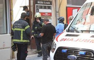 Binadaki koku ekipleri harekete geçirdi