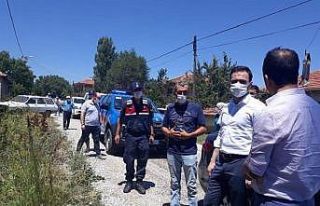 Bir günde 4 köyü ziyaret etti