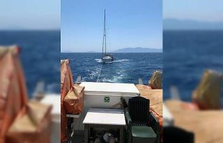 Bodrum’da sürüklenen tekne kurtarıldı