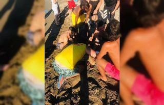 Boğulma tehlikesi geçiren çocuk hastanede hayatını...