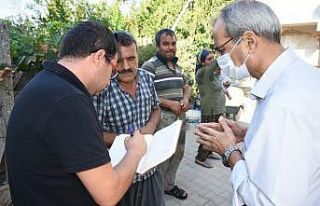 Bozdoğan, mahalle ziyaretlerini bayramda da sürdürdü