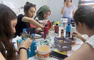 Bu ilçedeki kurs kızları bir araya topladı