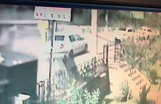 Bursa’da kontrolden çıkan ticarî araç otomobile...