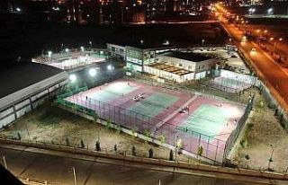 Büyükşehir zafer haftasını sporla kutluyor