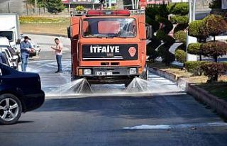 Cadde ve Sokaklar Dezenfekte ediliyor